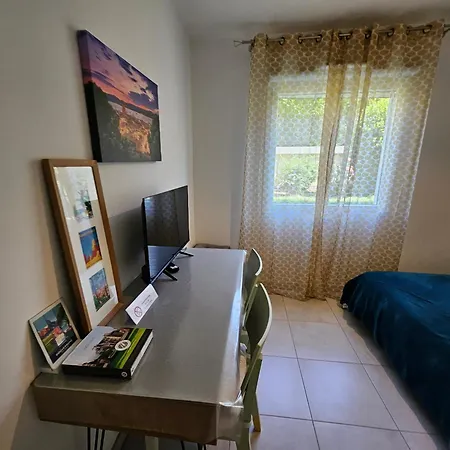 Superbe Appt Climatise 2 Ch Piscine Plages 2 Min A Pied Apartament *